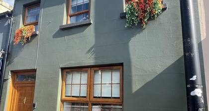 Newly Renovated Luxury Home - Armagh City Centre