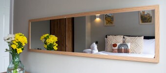 Large House | Racecourse & City