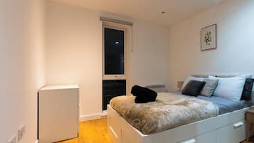 Huoneisto, 2 makuuhuonetta, esteetön, patio | 4 makuuhuonetta