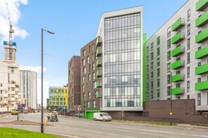 Apartamento, 2 quartos, acessível, varanda | Fachada