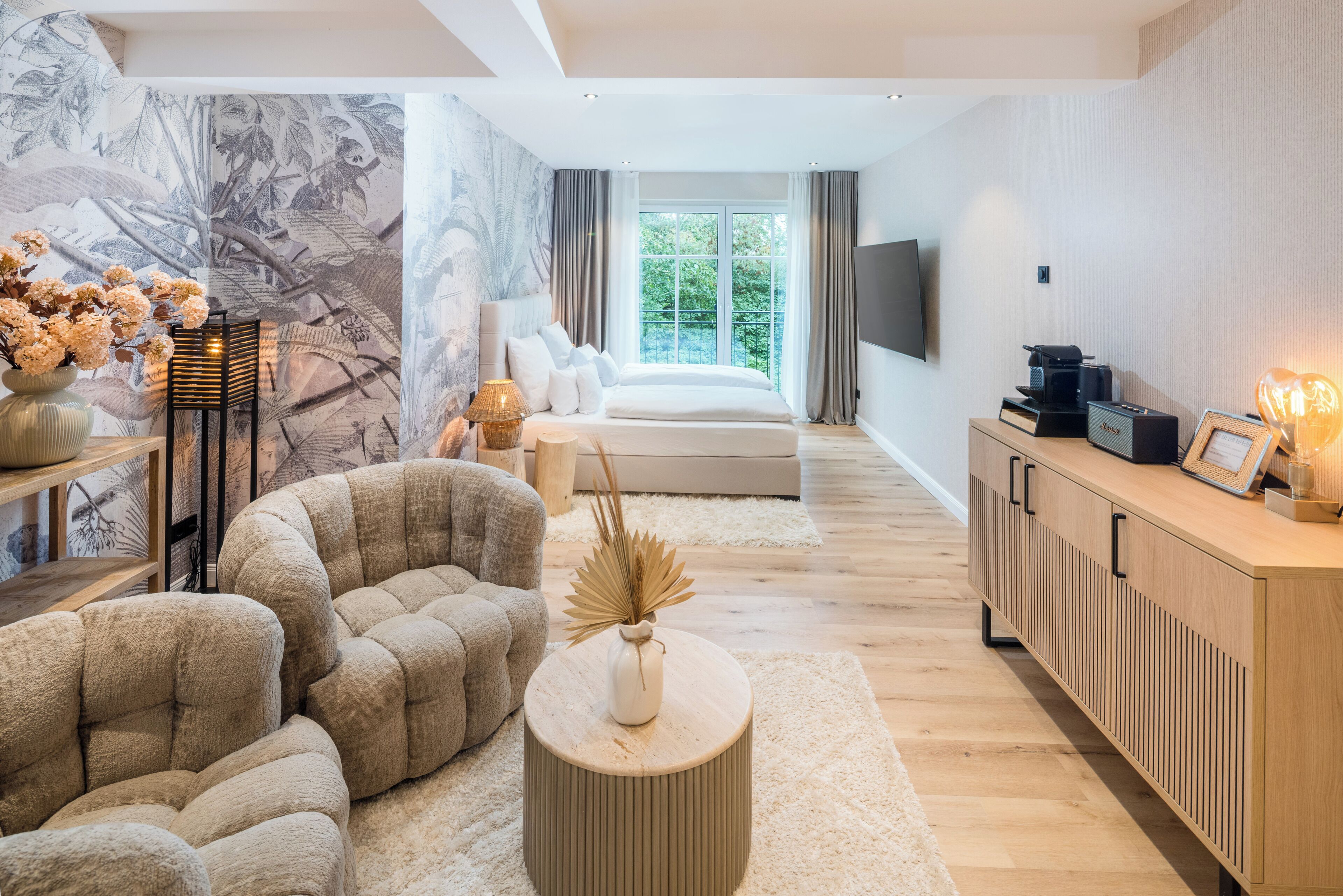 Junior Suite, Garden View | Premium bedding, minibar, in-room safe, individually decorated