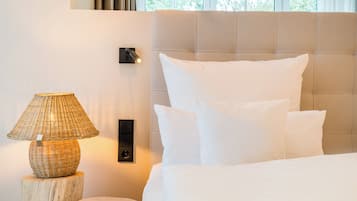 Design-Suite, Nichtraucher, Blick auf den Innenhof | Zimmersafe, Verdunkelungsvorhänge, kostenloses WLAN