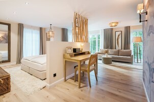 Ropa de cama de alta calidad y minibar 