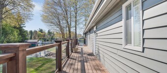 Waterfront Kawartha Cottage | Cozy Private Retreat