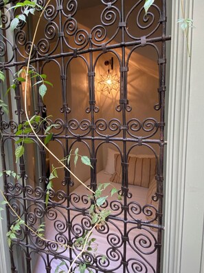 1 bedroom, iron/ironing board, WiFi, bed sheets - Romantic Private Little Riad in Heart of Marrakech Medina (Marrakesh)