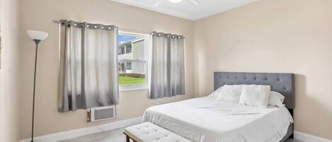 Iron/ironing board, WiFi