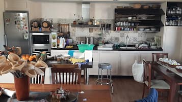 Chalet | Tempat makan