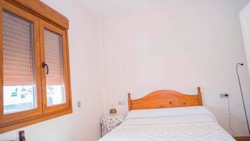 Chalet | 6 bedrooms, iron/ironing board, bed sheets