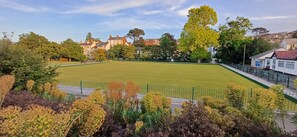 المنطقة المحيطة بالمنشأة