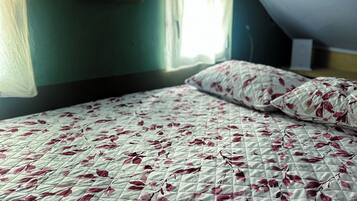 Internet, bed sheets