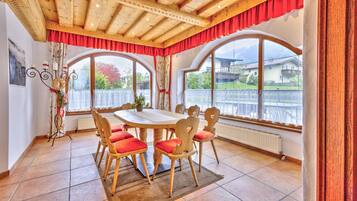 Apartment | Games room