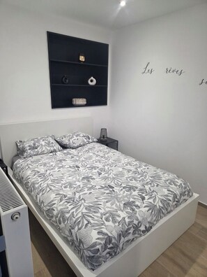 2 chambres, fer et planche à repasser, Wi-Fi