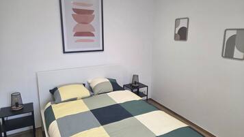 2 chambres, fer et planche à repasser, Wi-Fi