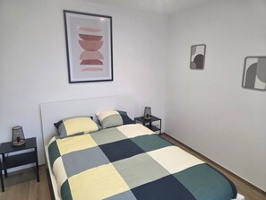 2 chambres, fer et planche à repasser, Wi-Fi