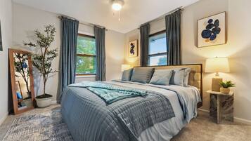 4 soverom, skrivebord, strykejern/-brett og wi-fi (inkludert)