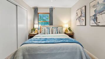 4 Schlafzimmer, Bügeleisen/Bügelbrett, Internetzugang, Bettwäsche