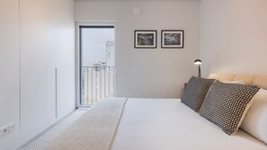 3 habitaciones, tabla de planchar con plancha y wifi gratis 