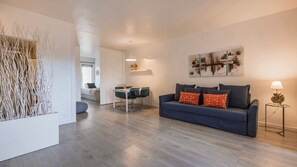 TV - 1BDR Tróia Beach House by LovelyStay (Setubal)