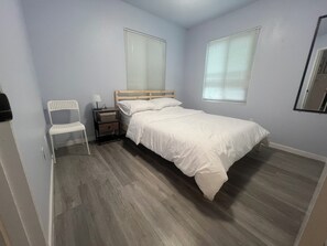 2 bedrooms, WiFi, bed sheets, wheelchair access