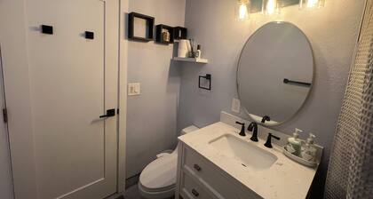 Simple, Central, & Private
2BR in Chula Vista