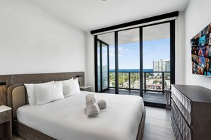 Individually decorated, individually furnished, free WiFi, bed sheets - Elegant Miami Beach Condos (Miami Beach)