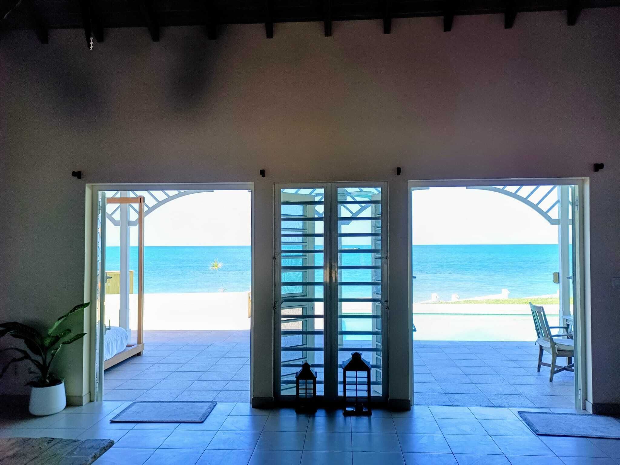 40-inch Smart TV with digital channels