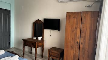 Classic Room, Courtyard View | Free WiFi