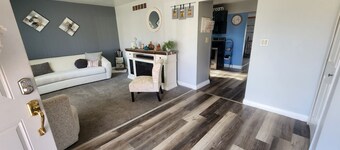 Charming 3-bedroom Home Away From Home with comfort in Brownstown