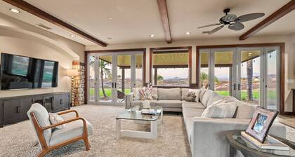 Luxe 5BR Villa / Event-Friendly & Pool Table