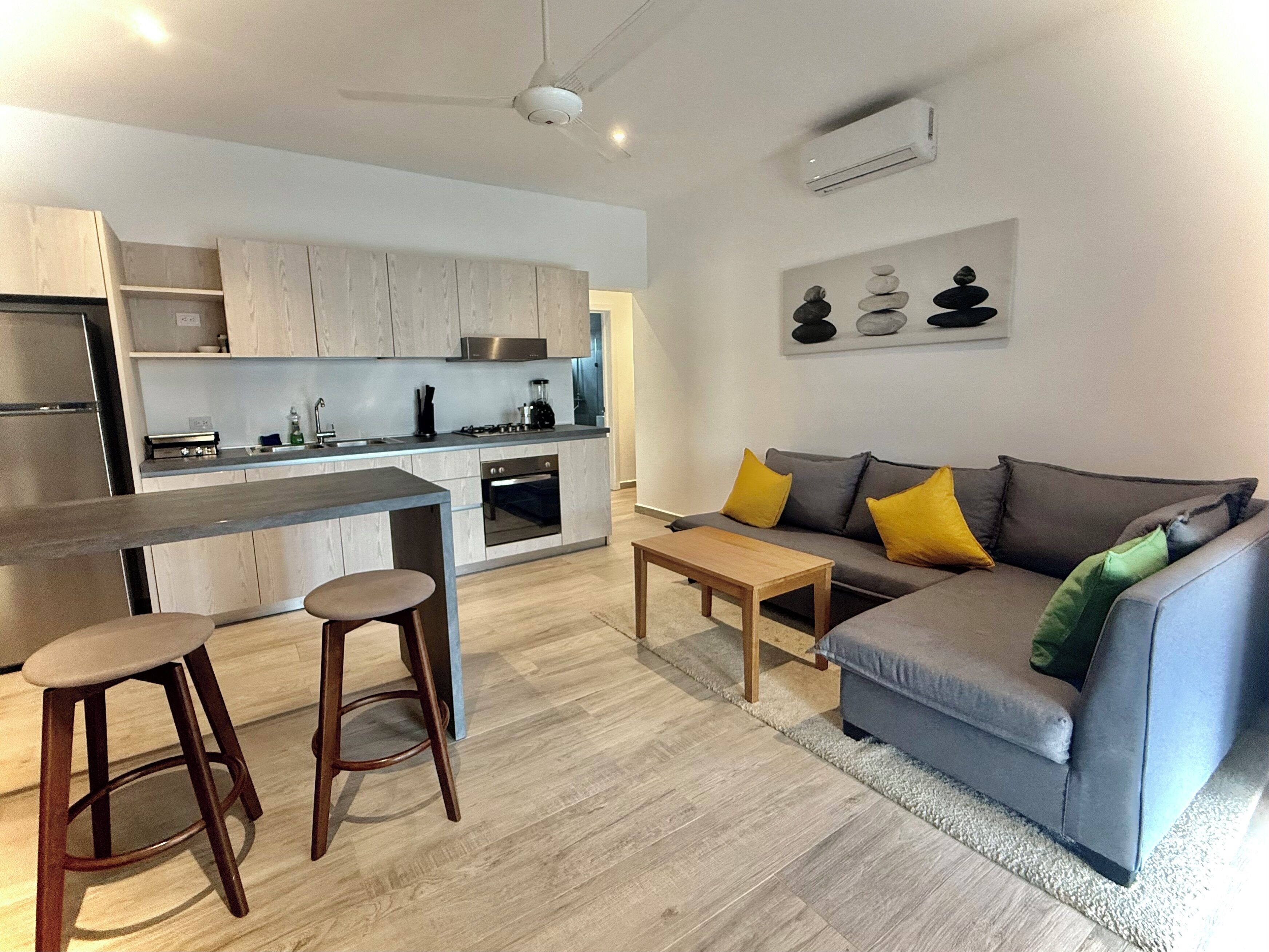 Apartemen, 1 kamar tidur, Boleh Merokok, teras | Area keluarga