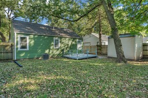 المنطقة المحيطة بالمنشأة