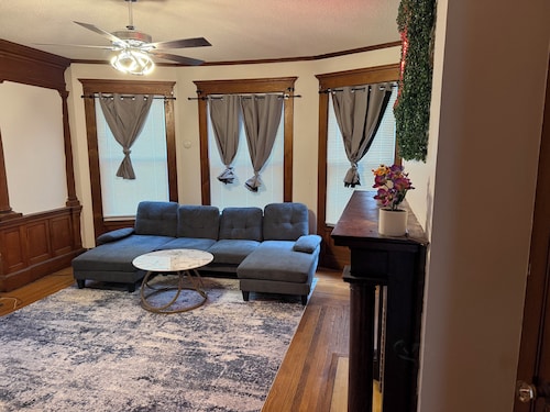 Spacious 3-Bedroom Unit in Prime New Haven Location–A Perfect Place to Call Home