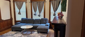 Spacious 3-Bedroom Unit in Prime New Haven Location–A Perfect Place to Call Home