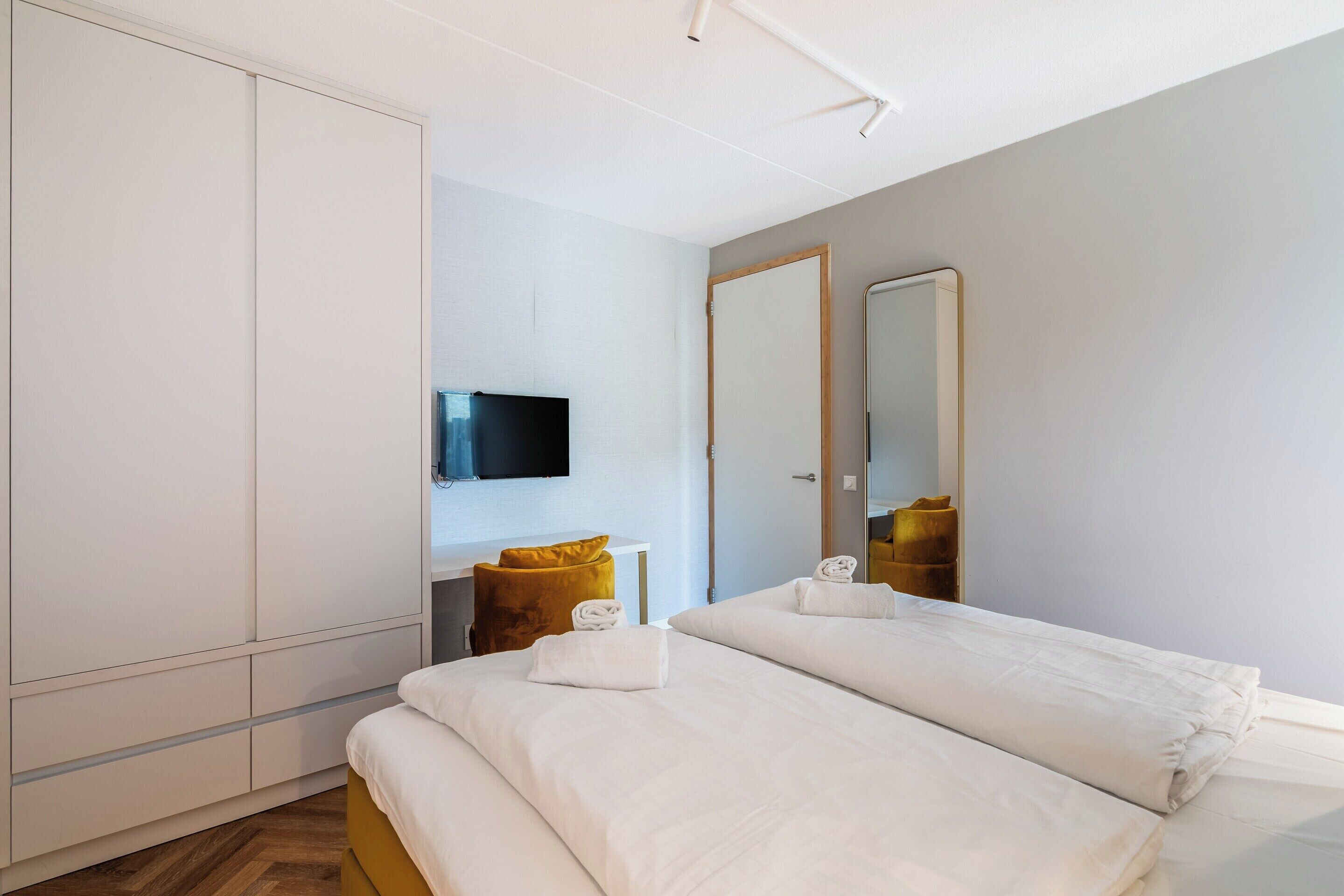 House | 2 bedrooms, bed sheets