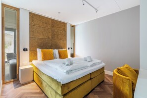 House | 2 bedrooms, bed sheets