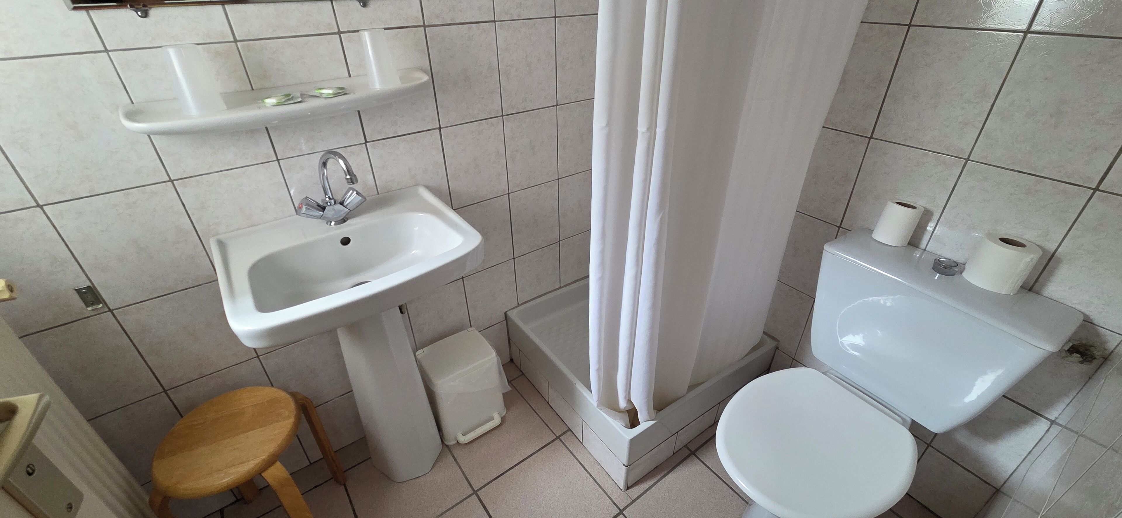 スーペリア ダブルルーム マウンテンビュー | バスルーム