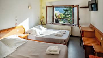 Standard Quadruple Room, Mountain View | Soundproofing, free WiFi