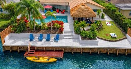 Waterfront w/ Htd Pool, Tiki Hut, Billards, & Bar