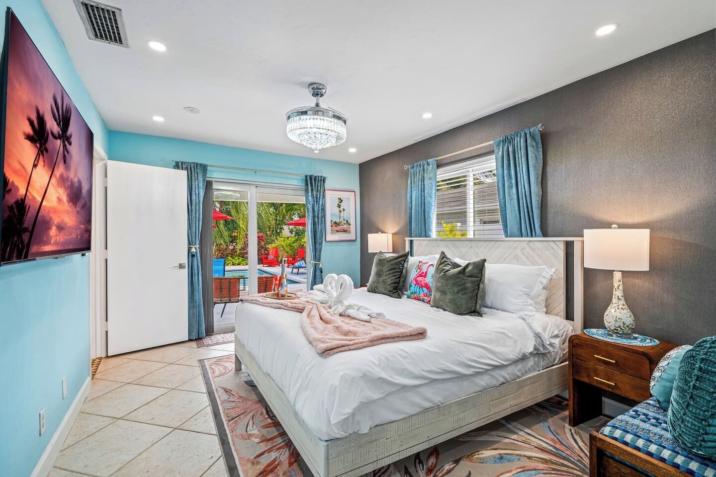 Iron/ironing board, travel crib, free WiFi, bed sheets