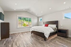 Bureau, fer et planche à repasser, lit parapluie, Wi-Fi gratuit