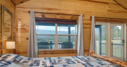 Romantic LURAY Mountain getaway. Secluded Log cabin #1 Hot Tub stone fireplace