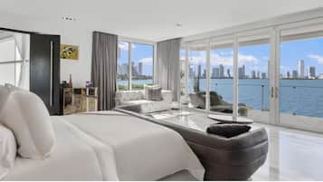 6 bedrooms, iron/ironing board, WiFi, bed sheets