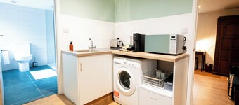 Aethelred Annexe - New Build with Full Amenities