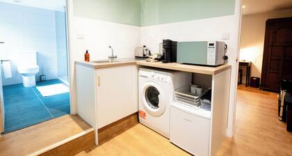 Aethelred Annexe - New Build with Full Amenities