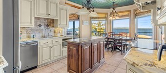 Lake Escape Paradise: Premier fishing getaway