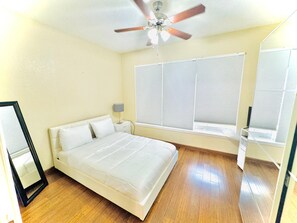 2 bedrooms, iron/ironing board, Internet, bed sheets