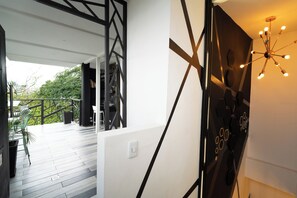 Interior - Luxury Suite - Rooftop, Jacuzzi & Balcony (Medellín)