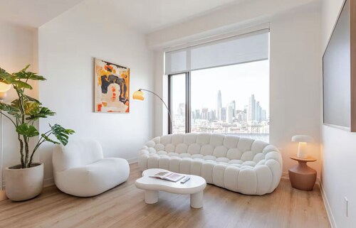 Luxury Penthouse Retreat with Panoramic Bay Views