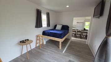 2 bedrooms, desk, iron/ironing board, travel crib