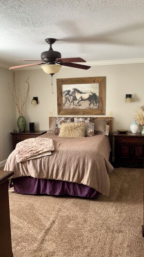 3 habitaciones, escritorio, tabla de planchar con plancha y wifi gratis 